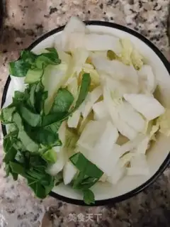 Make White egg soup step 1