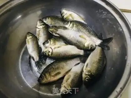 Make Tomato mackerel soup step 0