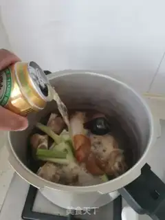 Make Spicy pig hoof step 3