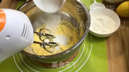 Make Lemon pound cake step 4
