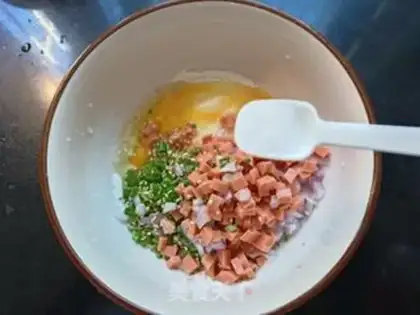 Make Onion eggcake step 2