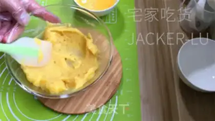 Make Puffy cream cake step 6