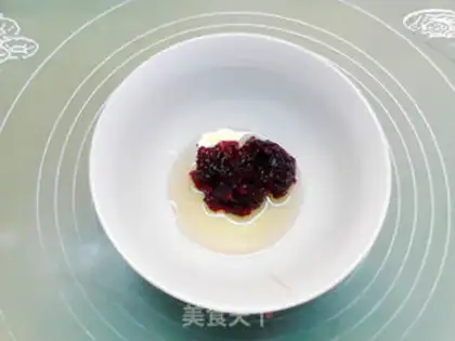 Make Cranberry jam casserole step 1