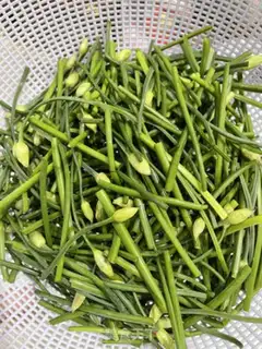 Make Shrimp sprouts step 1