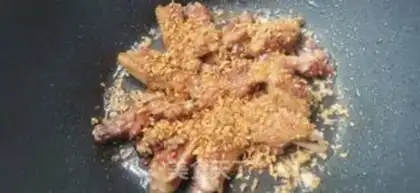Make Garlic chicken wings step 3