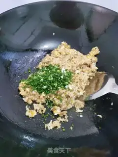 Make radish and egg fried rice step 9