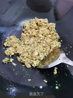 Make radish and egg fried rice step 10