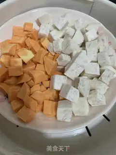 Make Coconut and potato sweet soup step 1