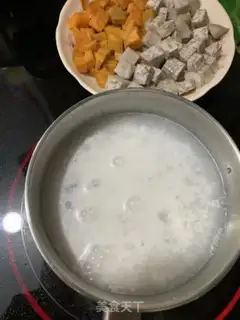 Make Coconut and potato sweet soup step 2