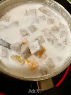 Make Coconut and potato sweet soup step 3