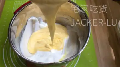 Make Old cream cake step 8