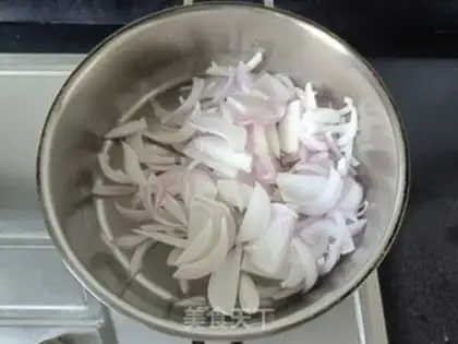Make Clear the onions step 2