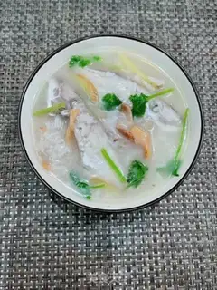 Make Dry squid and skin fish congee step 12