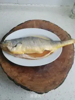 Make Spicy yellowfish step 1