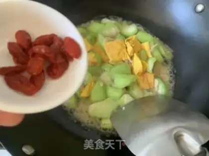 Make An orchid egg step 13