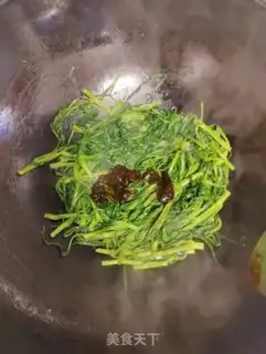 Make Bean petal sauce step 3