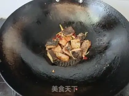 Make Spicy black fish step 6