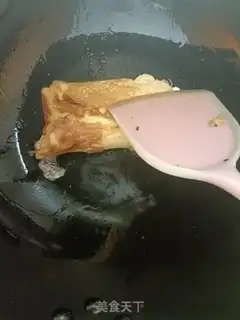 Make Egg fried toast step 8