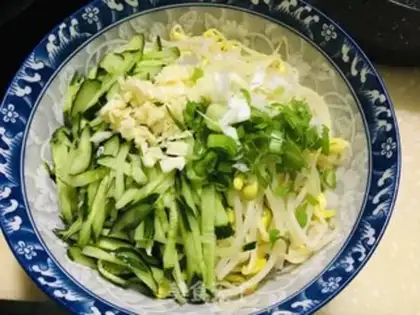 Make Hot spicy noodles step 5