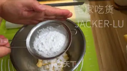 Make Old cream cake step 16