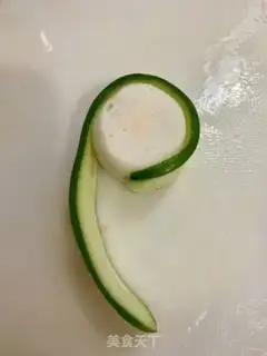 Make cucumber omelet step 3