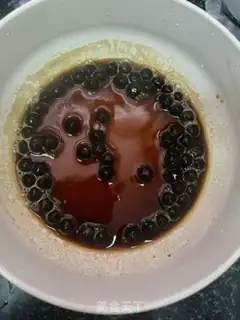 Make Black Sugar Pearl Milk Tea step 4