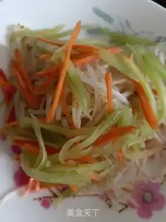 Make Saltwater green bean sprouts step 4
