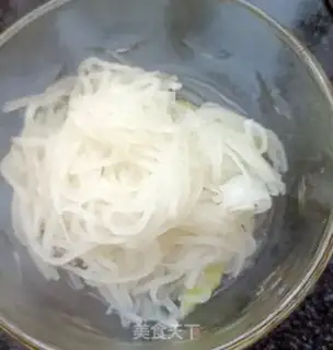 Make The radish bouquet step 11