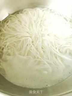 Make Shrimp noodles step 8