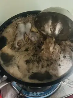 Make Pyramid Pork Pork Soup step 0