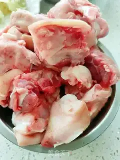 Make Red burning of pigs