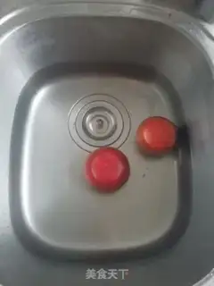 Make Tomato fried eggs step 0