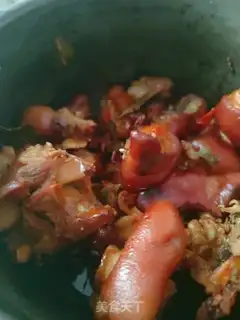 Make Red burning of pigs