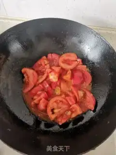 Make Tomato fried eggs step 5