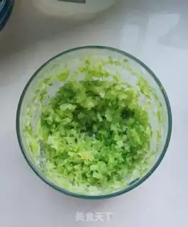 Make Celery pork buns step 2