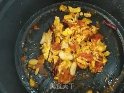 Make Tomato egg noodles step 8