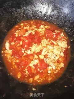 Make Tomato fried eggs step 7