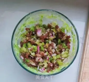 Make Celery pork buns step 6