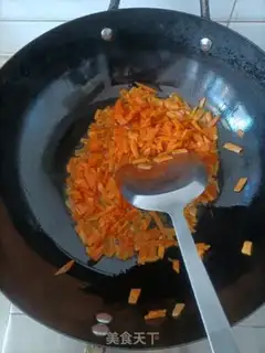 Make Carrot egg fried rice step 2