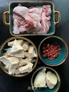 Make Dino chicken soup step 0