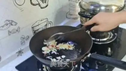 Make Jealousy bean sprouts step 0