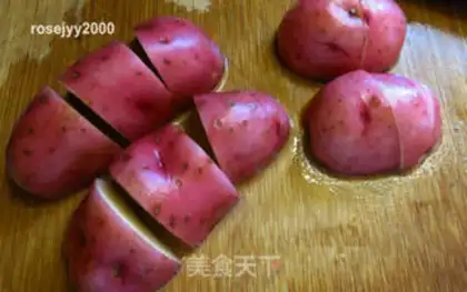 Make Roasted vanilla potatoes step 0