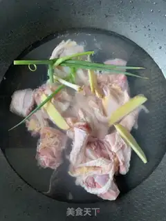 Make Dino chicken soup step 1