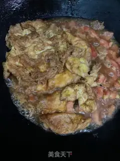 Make Tomato fried eggs step 9