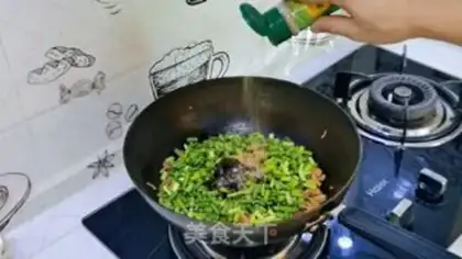Make Garlic little fried meat step 7