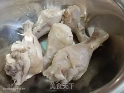 Make Hands tore chickens step 1