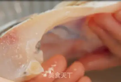 Make Fish tofu soup step 1