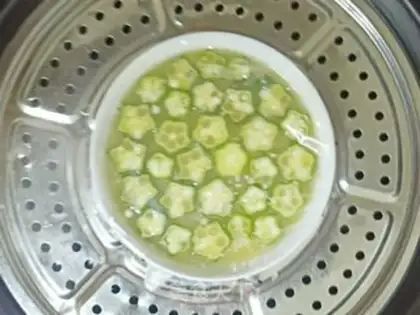 Make Autumn steamed eggs step 4