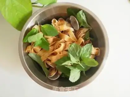 Make Thai spicy clams step 7
