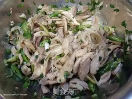 Make Hands tore chickens step 8